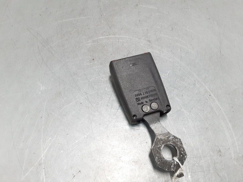 Recambio de anclaje cinturon delantero izquierdo para smart fortwo coupé (450) 0.7 (450.352, 450.332) referencia OEM IAM 0000871