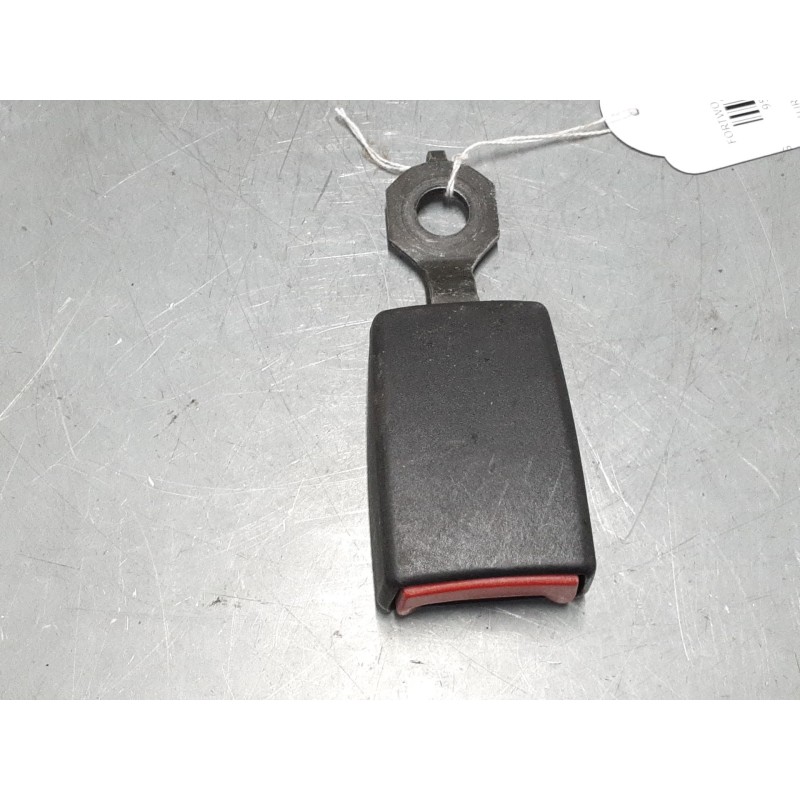 Recambio de anclaje cinturon delantero izquierdo para smart fortwo coupé (450) 0.7 (450.352, 450.332) referencia OEM IAM 0000871