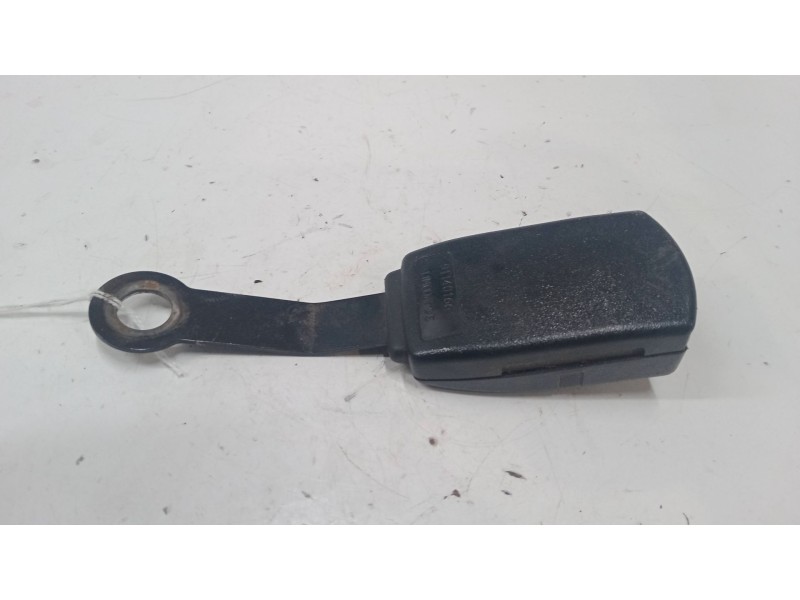 Recambio de anclaje cinturon delantero izquierdo para opel frontera a (u92) 2.8 td (5bmwl4, 5bsud2) referencia OEM IAM 91140166 