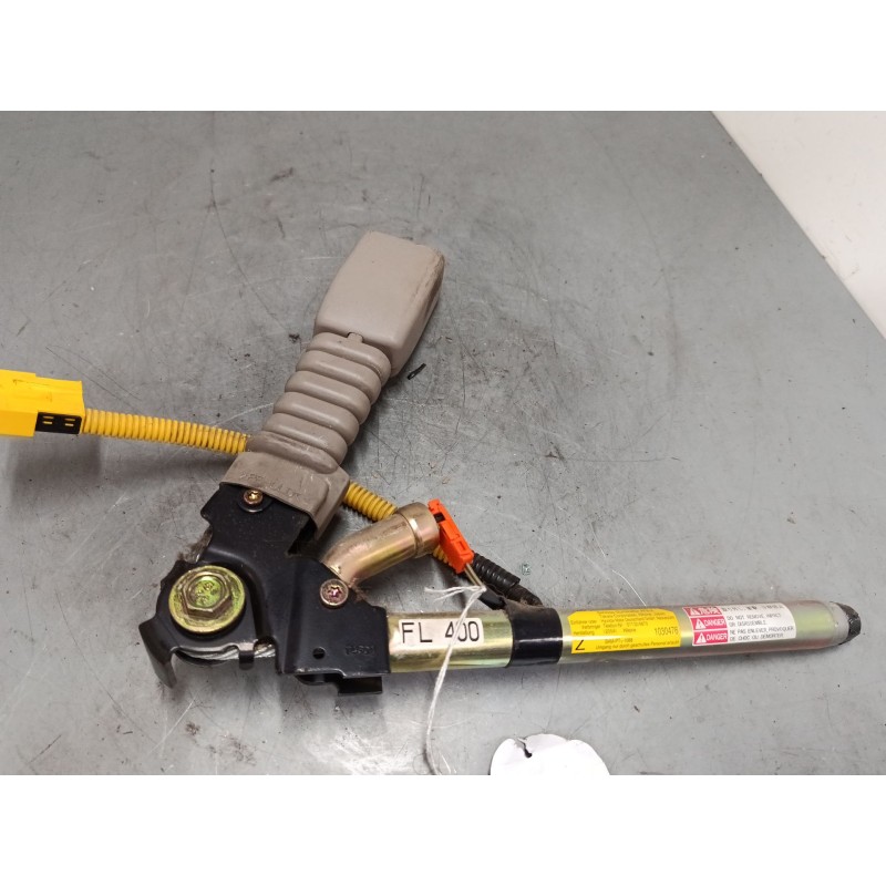 Recambio de anclaje cinturon delantero izquierdo para hyundai tucson (jm) 2.0 crdi a las 4 ruedas referencia OEM IAM   