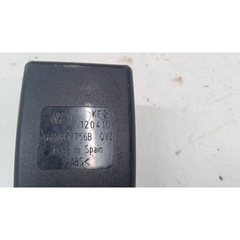 Recambio de anclaje cinturon delantero izquierdo para seat ibiza iv (6j5, 6p1) 1.4 tdi referencia OEM IAM 6R0857756B  