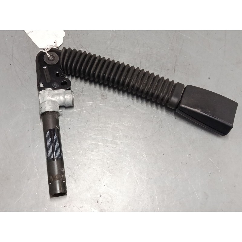 Recambio de anclaje cinturon delantero izquierdo para bmw 7 (e65, e66, e67) 730 i, li referencia OEM IAM 6982523  