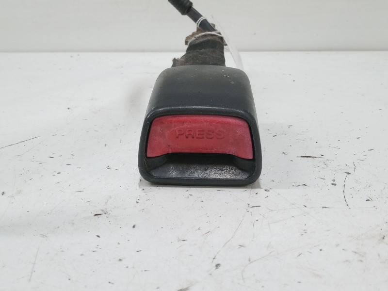 Recambio de anclaje cinturon delantero izquierdo para hyundai i30 (fd) 1.4 referencia OEM IAM   