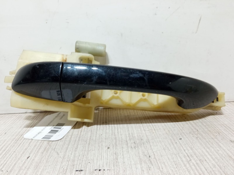 Recambio de maneta exterior puerta trasera izquierda para ssangyong tivoli 1.6 referencia OEM IAM   