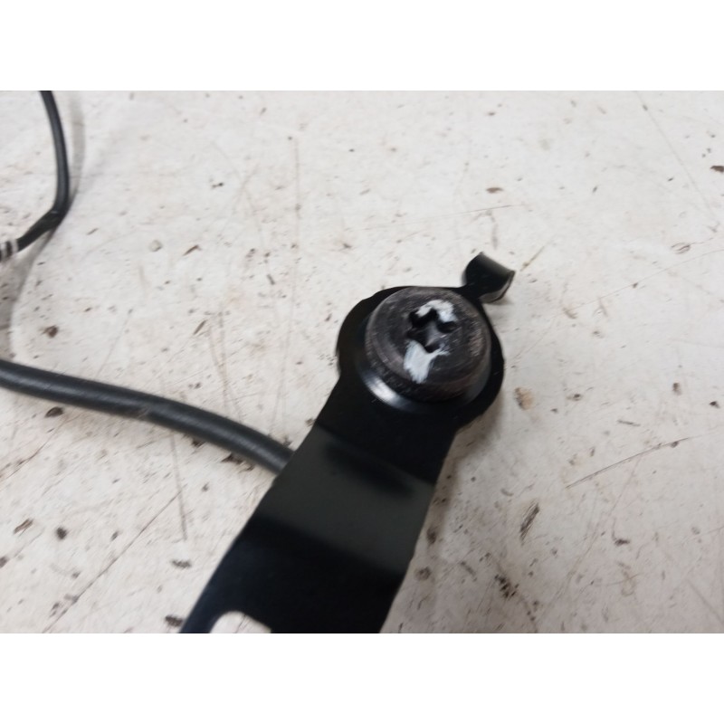 Recambio de anclaje cinturon delantero izquierdo para fiat qubo (225_) 1.3 d multijet (225cxb1a, 225axb1a, 225cxb11, 225axb11,..