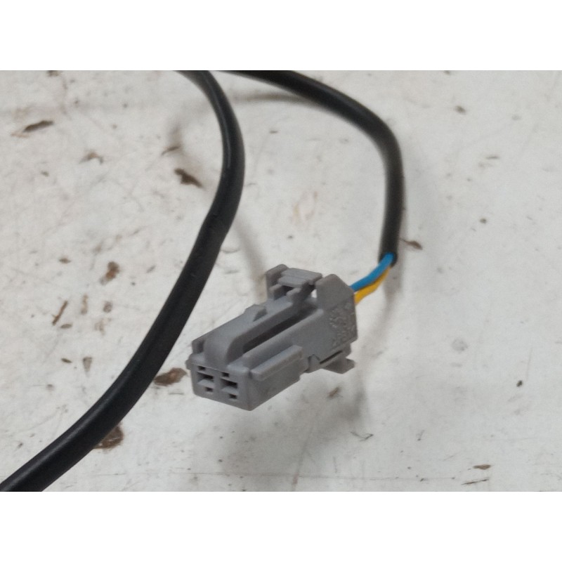 Recambio de anclaje cinturon delantero izquierdo para fiat qubo (225_) 1.3 d multijet (225cxb1a, 225axb1a, 225cxb11, 225axb11,..