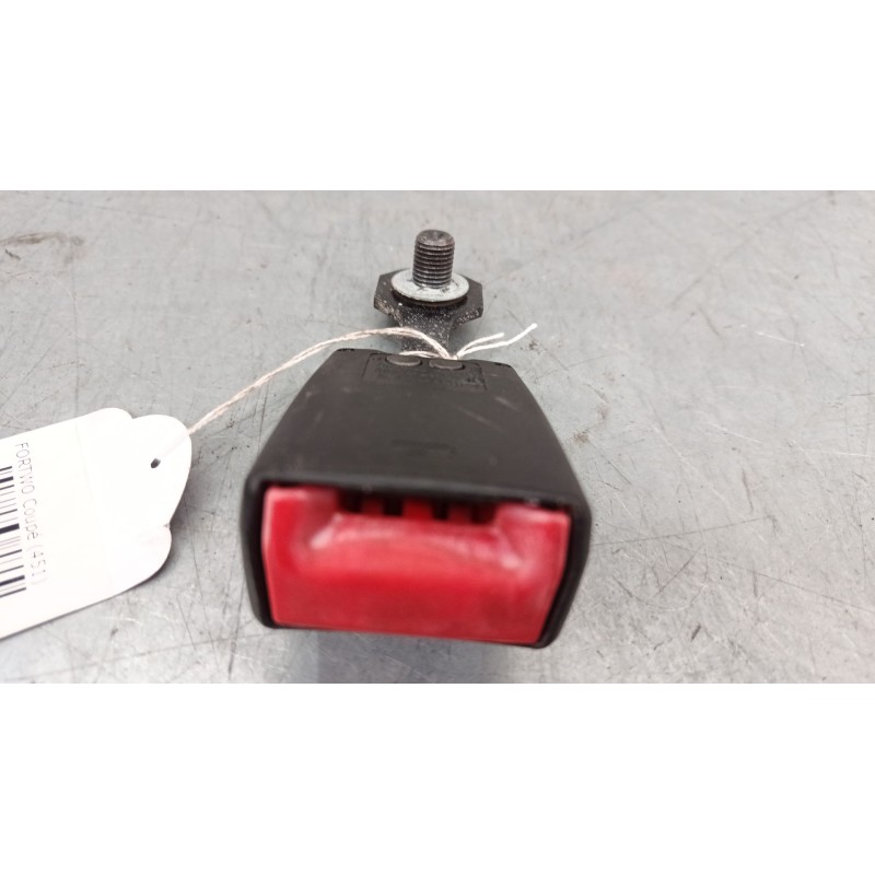 Recambio de anclaje cinturon delantero izquierdo para smart fortwo coupé (451) 1.0 (451.331, 451.380) referencia OEM IAM   