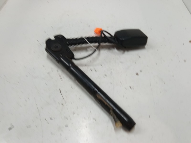 Recambio de anclaje cinturon delantero izquierdo para ford fiesta v (jh_, jd_) 1.4 tdci referencia OEM IAM   