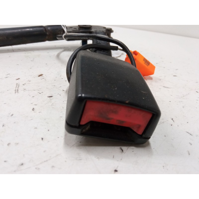 Recambio de anclaje cinturon delantero izquierdo para ford fiesta v (jh_, jd_) 1.4 tdci referencia OEM IAM   