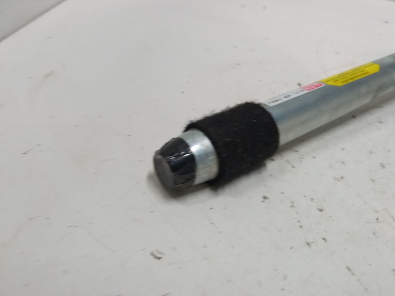 Recambio de anclaje cinturon delantero izquierdo para hyundai tucson (jm) 2.0 crdi referencia OEM IAM   