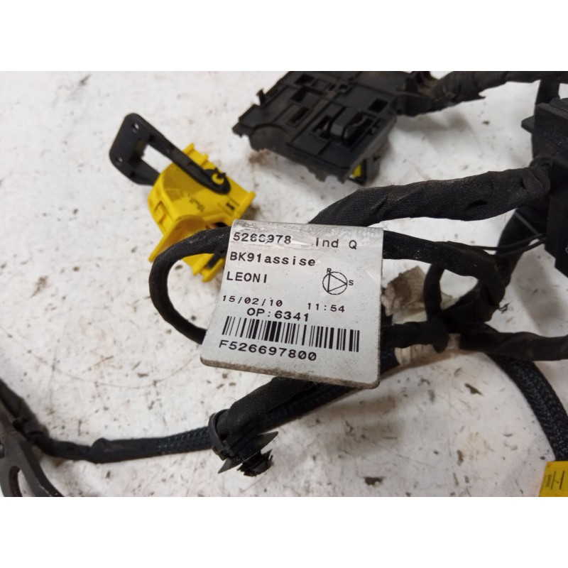 Recambio de anclaje cinturon delantero izquierdo para renault laguna iii (bt0/1) 1.5 dci (bt00, bt0a, bt0t, bt1j) referencia OEM