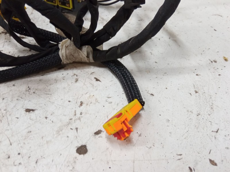 Recambio de anclaje cinturon delantero izquierdo para renault laguna iii (bt0/1) 1.5 dci (bt00, bt0a, bt0t, bt1j) referencia OEM