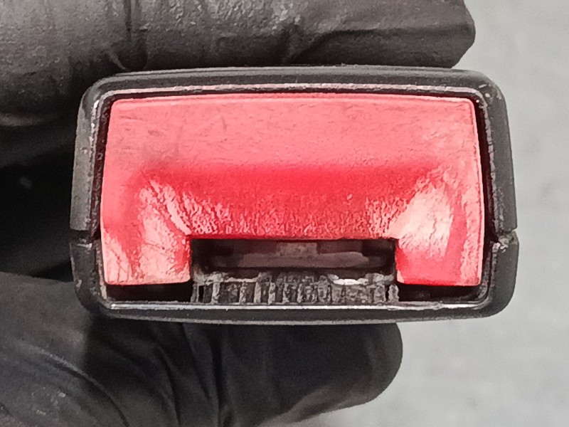 Recambio de anclaje cinturon delantero izquierdo para seat ibiza iv sc (6j1, 6p5) 1.4 referencia OEM IAM 600857755F  