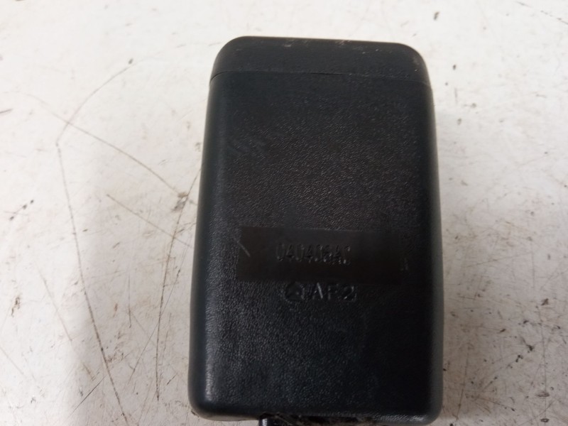 Recambio de anclaje cinturon delantero izquierdo para mazda 6 hatchback (gg) 2.0 di (gg14) referencia OEM IAM 040406AC  