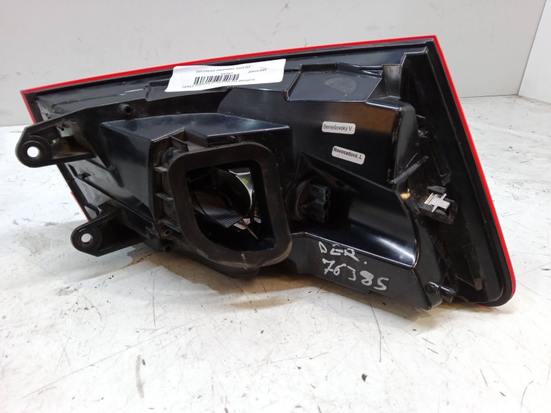 Recambio de piloto trasero derecho para skoda superb iii station wagon (3v5) 2.0 tdi referencia OEM IAM   