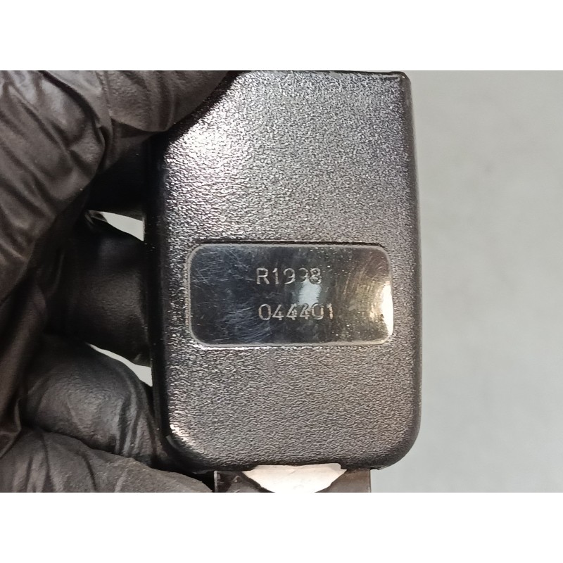 Recambio de anclaje cinturon delantero izquierdo para suzuki vitara cabrio (et) 2.0 hdi (se 420hdi) referencia OEM IAM   