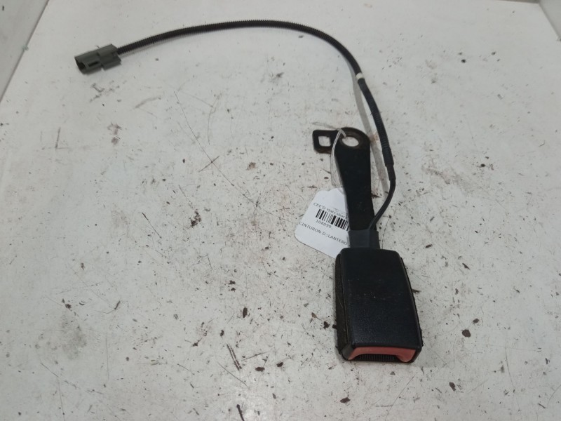 Recambio de anclaje cinturon delantero izquierdo para kia cee´d hatchback (ed) 1.4 referencia OEM IAM   