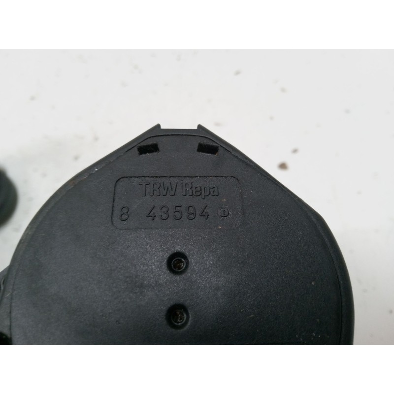 Recambio de cinturon seguridad trasero izquierdo para peugeot 306 hatchback (7a, 7c, n3, n5) 1.4 referencia OEM IAM 843594  