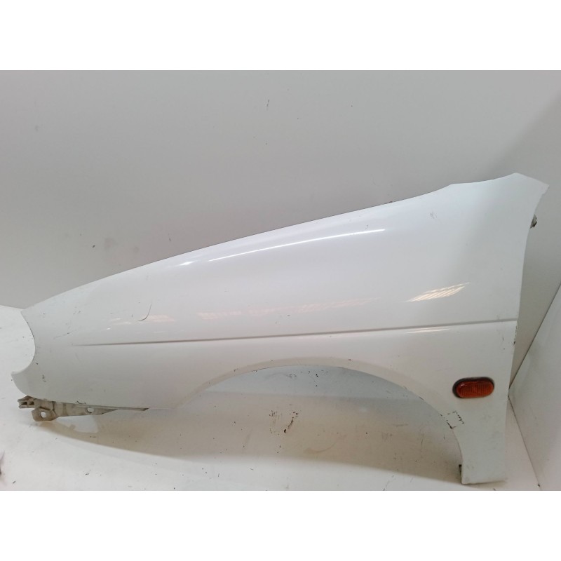 Recambio de aleta delantera izquierda para renault megane i classic (la0/1_) 1.9 dti (la08, la0n) referencia OEM IAM   
