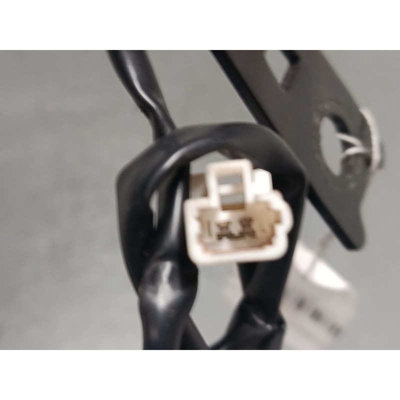 Recambio de anclaje cinturon delantero izquierdo para hyundai accent ii (lc) 1.3 referencia OEM IAM 1HJ 3798 164  