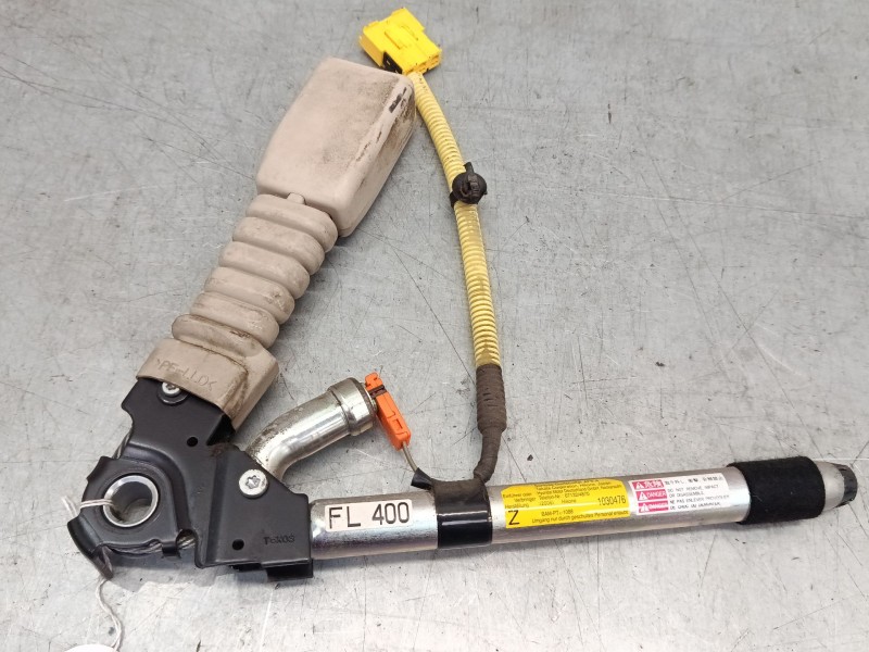 Recambio de anclaje cinturon delantero izquierdo para hyundai tucson (jm) 2.0 referencia OEM IAM   