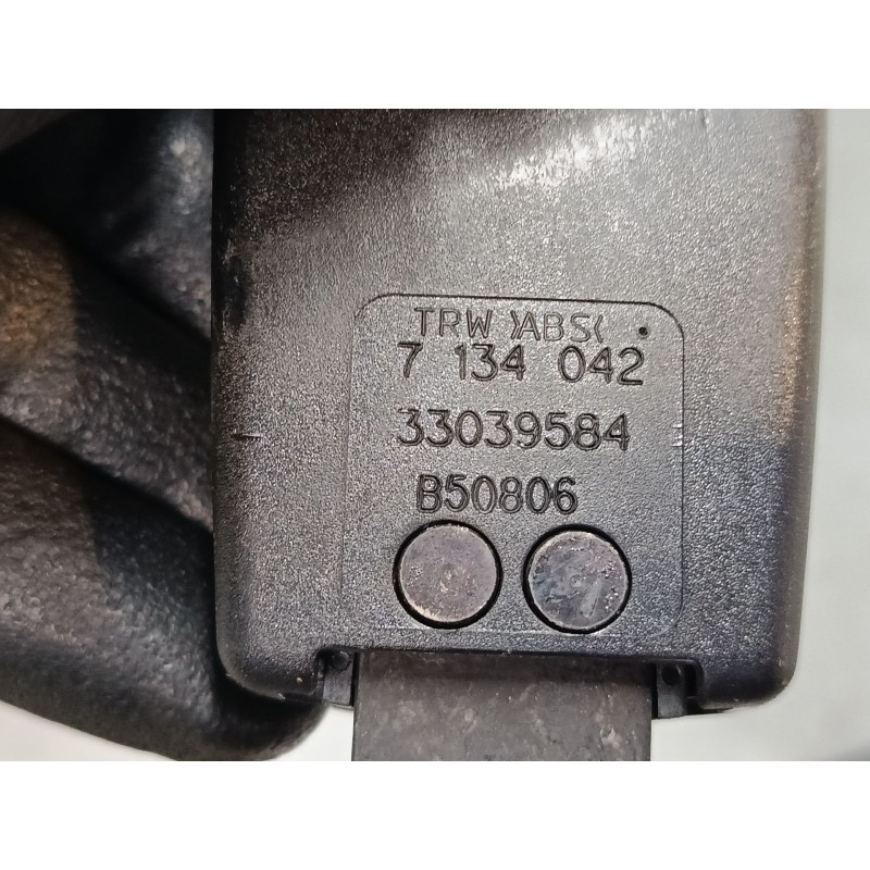 Recambio de anclaje cinturon trasero derecho para bmw 7 (e65, e66, e67) 730 i, li referencia OEM IAM 7134042  
