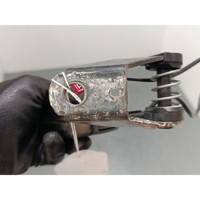 Recambio de anclaje cinturon trasero derecho para bmw 7 (e65, e66, e67) 730 i, li referencia OEM IAM 7134042  