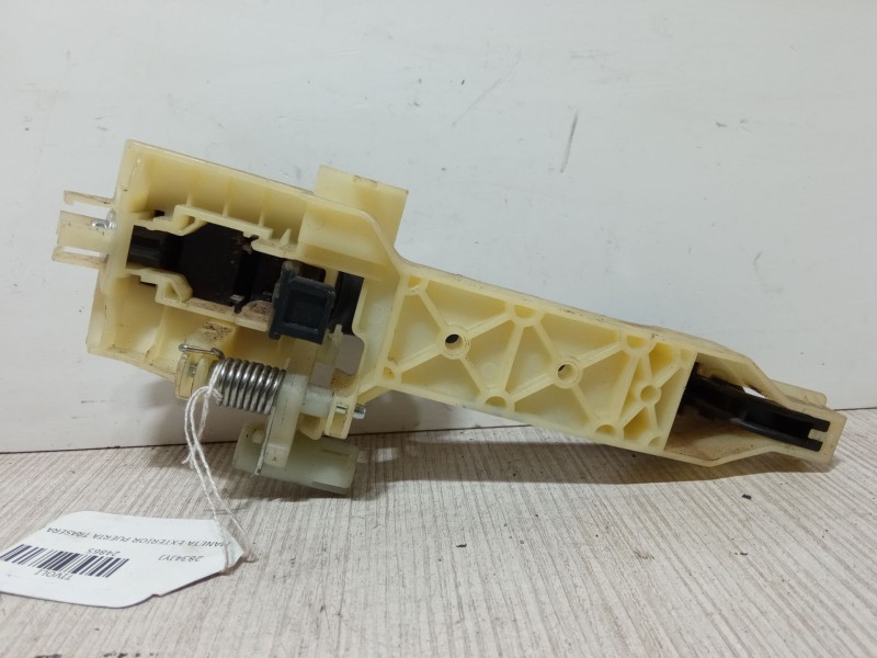 Recambio de maneta exterior puerta trasera izquierda para ssangyong tivoli 1.6 referencia OEM IAM   