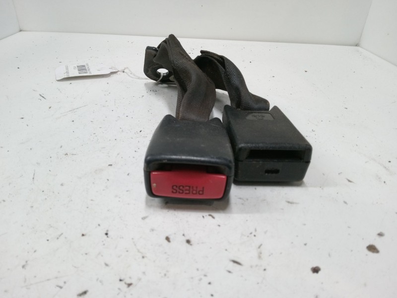 Recambio de anclaje cinturon trasero derecho para nissan almera ii hatchback (n16) 2.2 di referencia OEM IAM   