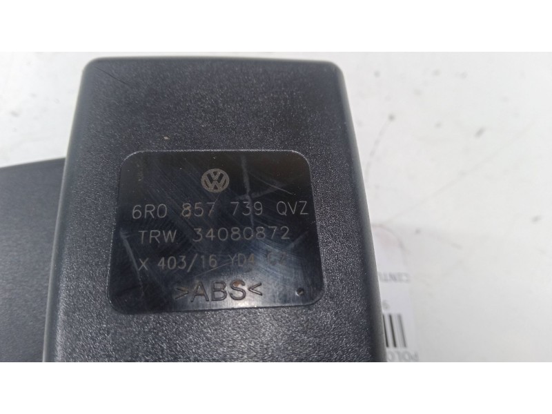 Recambio de anclaje cinturon trasero derecho para volkswagen polo v (6r1, 6c1) 1.0 referencia OEM IAM 6r0857739  trw34080872