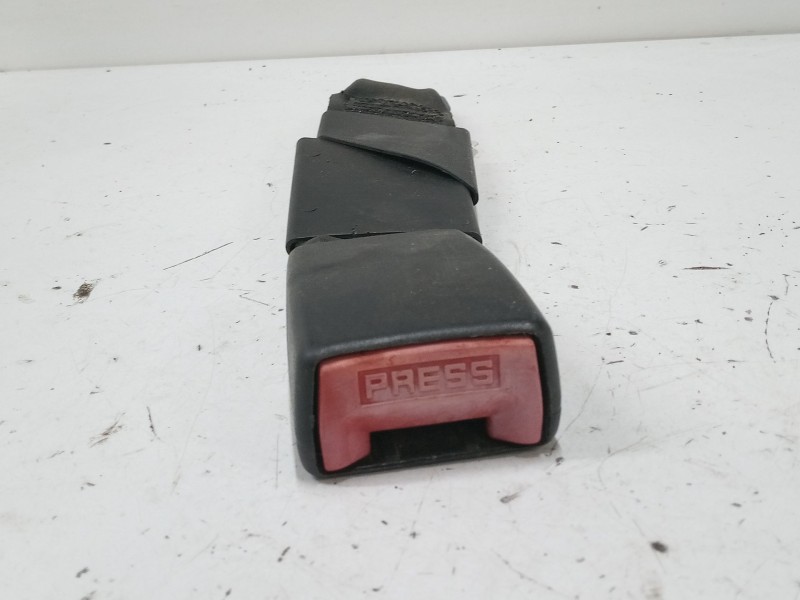 Recambio de anclaje cinturon trasero derecho para citroën c3 i (fc_, fn_) 1.4 i referencia OEM IAM 96395359XX  