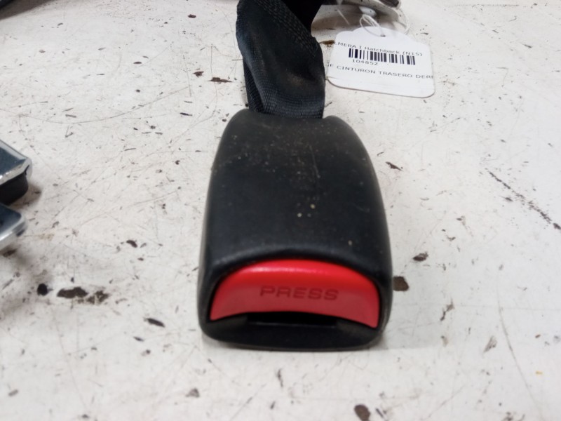 Recambio de anclaje cinturon trasero derecho para nissan almera i hatchback (n15) 1.4 referencia OEM IAM   