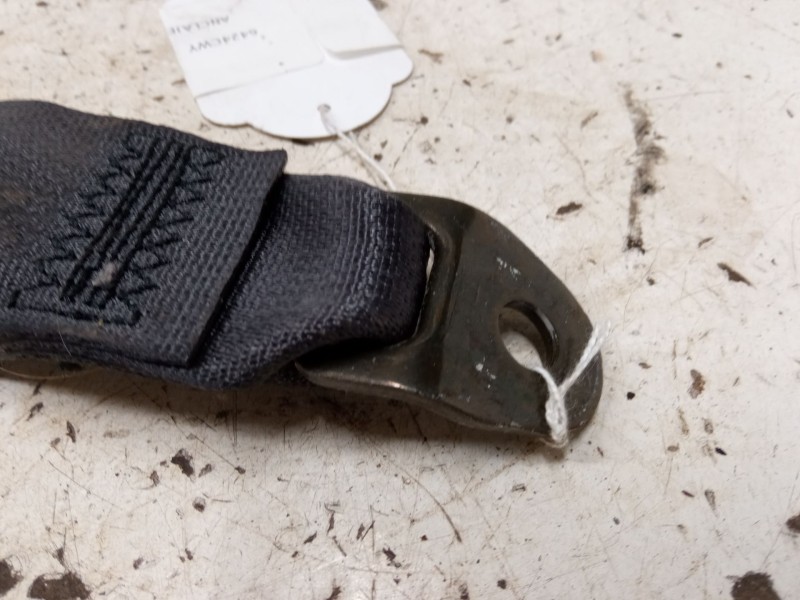 Recambio de anclaje cinturon trasero derecho para mazda 6 hatchback (gg) 2.0 di (gg14) referencia OEM IAM   