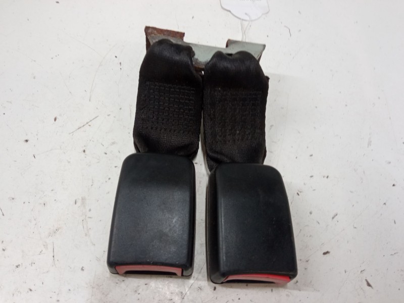 Recambio de anclaje cinturon trasero derecho para ford fiesta v (jh_, jd_) 1.4 tdci referencia OEM IAM   