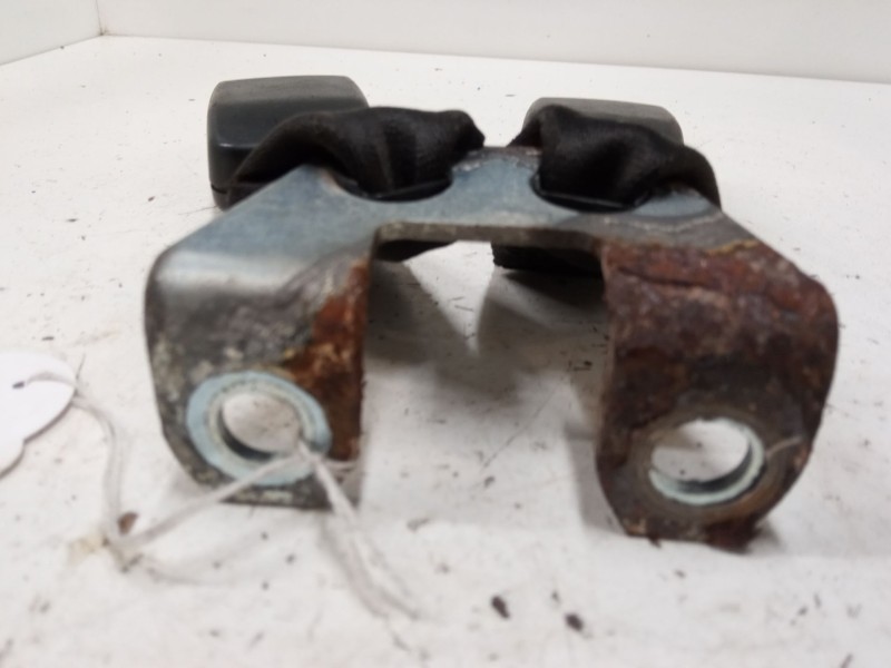 Recambio de anclaje cinturon trasero derecho para ford fiesta v (jh_, jd_) 1.4 tdci referencia OEM IAM   