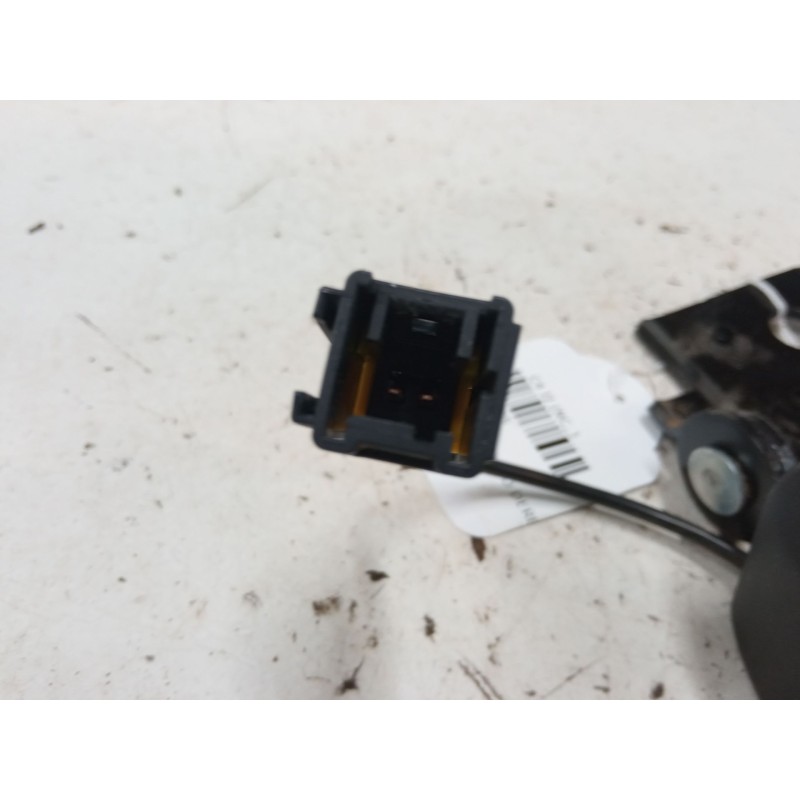 Recambio de anclaje cinturon trasero derecho para citroën c4 ii (nc_) 1.6 hdi 90 referencia OEM IAM 96748537XT  