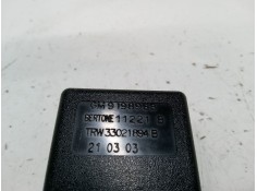 Recambio de anclaje cinturon trasero derecho para opel astra g descapotable (t98) 1.6 (f67) referencia OEM IAM TRW 33021894 B   2