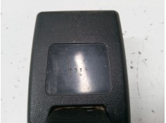 Recambio de anclaje cinturon trasero derecho para mazda 3 sedán (bk) 1.6 di turbo (bk12y) referencia OEM IAM    2