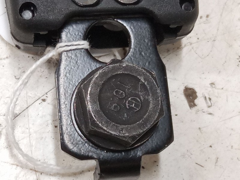 Recambio de anclaje cinturon trasero izquierdo para fiat 500l (351_, 352_) 1.4 (199lyb1b) referencia OEM IAM 34150855B  