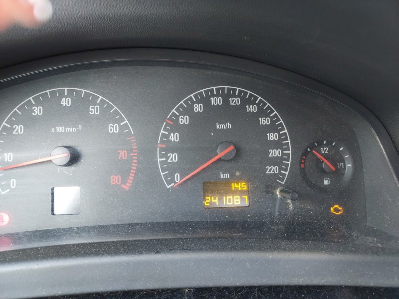 opel vectra c (z02) del año 2002