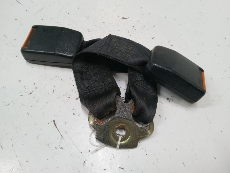 Recambio de anclaje cinturon trasero izquierdo para volkswagen golf iii 1.8 gl 19 rv - 2e referencia OEM IAM 191857739  