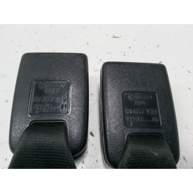 Recambio de anclaje cinturon trasero izquierdo para volkswagen golf iii 1.8 gl 19 rv - 2e referencia OEM IAM 191857739  