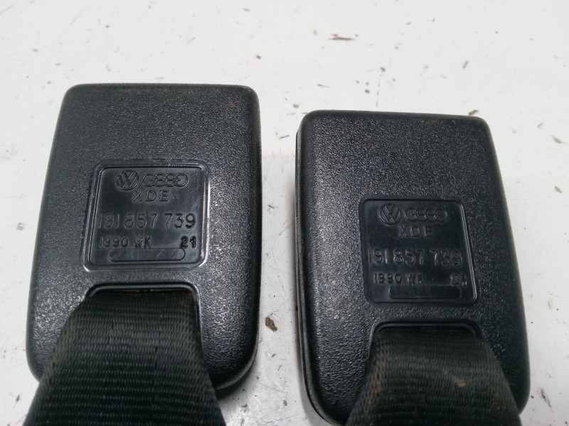 Recambio de anclaje cinturon trasero izquierdo para volkswagen golf iii 1.8 gl 19 rv - 2e referencia OEM IAM 191857739  
