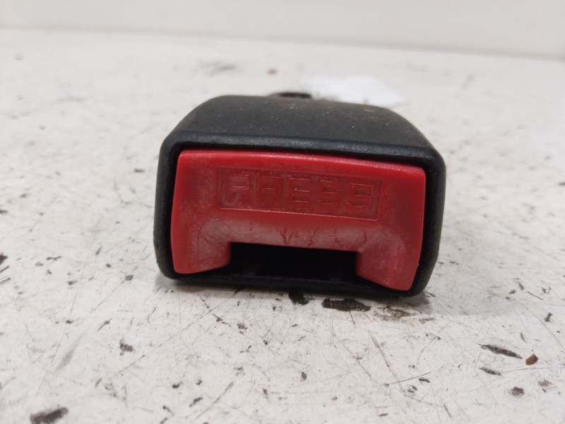 Recambio de anclaje cinturon trasero izquierdo para citroën c2 (jm_) 1.4 hdi referencia OEM IAM   