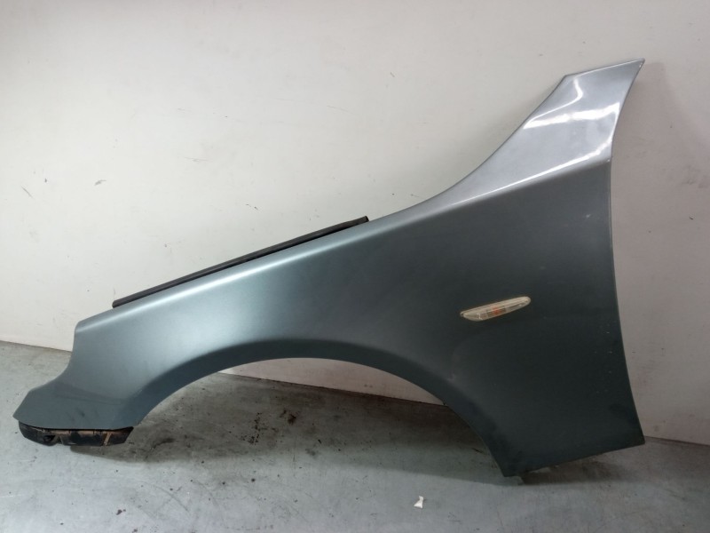 Recambio de aleta delantera izquierda para bmw 5 (e60) 520 d referencia OEM IAM   