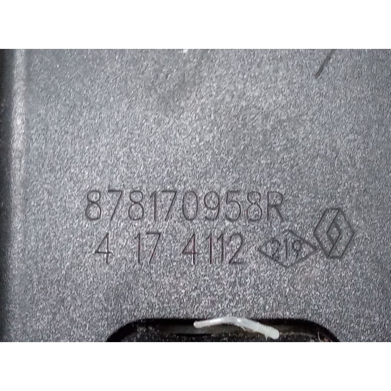 Recambio de anclaje cinturon trasero izquierdo para dacia sandero ii (b8_) 1.5 dci 75 / blue dci 75 (b8jw, b8m4, b8ah, b8m7, b8m