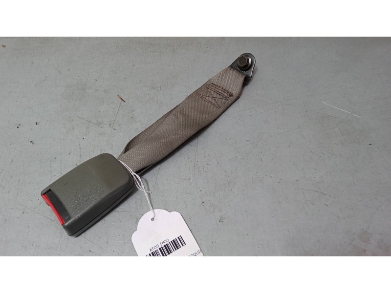 Recambio de anclaje cinturon trasero izquierdo para hyundai atos (mx) 1.0 i referencia OEM IAM   
