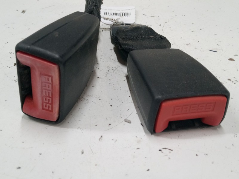 Recambio de anclaje cinturon trasero izquierdo para citroën c3 i (fc_, fn_) 1.4 i referencia OEM IAM   