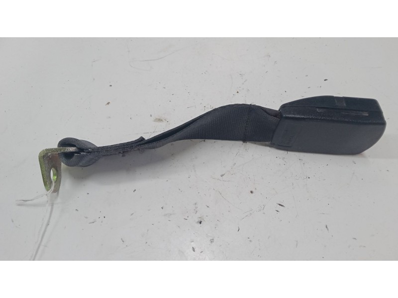 Recambio de anclaje cinturon trasero izquierdo para opel frontera a (u92) 2.8 td (5bmwl4, 5bsud2) referencia OEM IAM 91150810  1