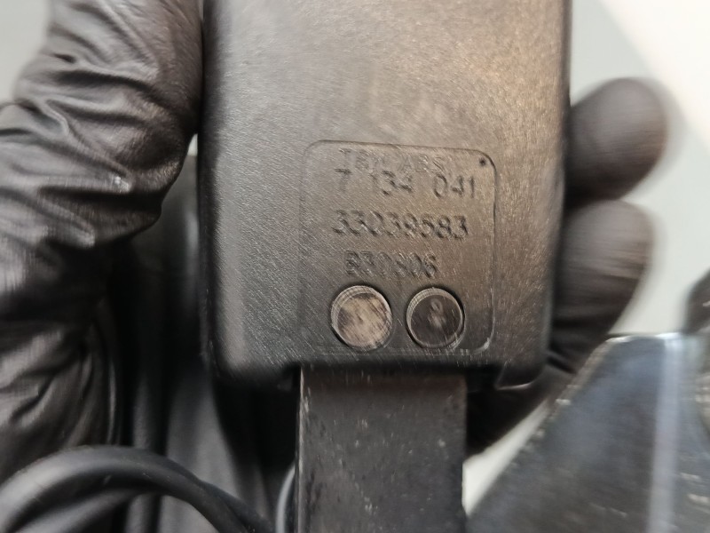 Recambio de anclaje cinturon trasero izquierdo para bmw 7 (e65, e66, e67) 730 i, li referencia OEM IAM 7134041  